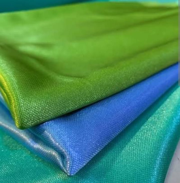 TELA ACETATO BRILLOSO POR KILO (CADA KILO RINDE X 5MTS)