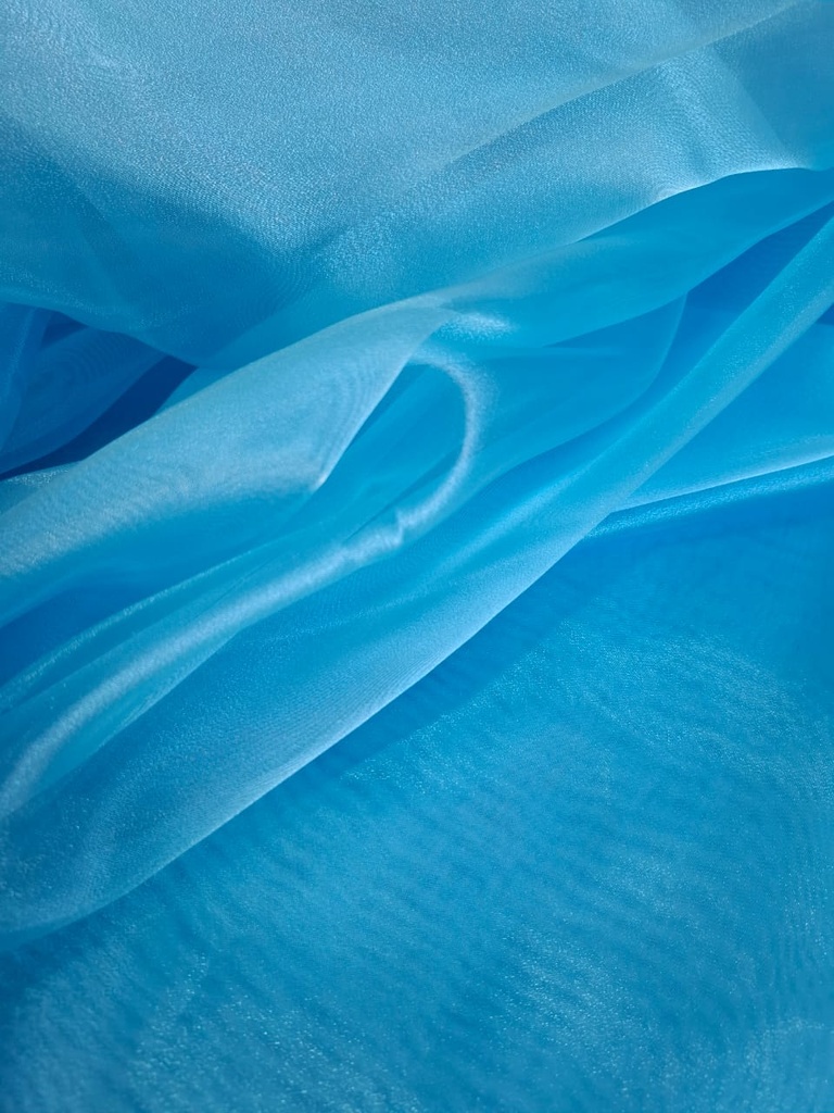 GASA CRISTAL U ORGANZA X 1.50 MTS DE ANCHO SEMITRANSPARENTE BRILLOSO, MUY FINO Y DE TEXTURA SUAVE 