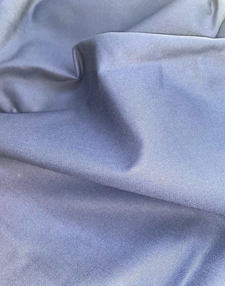 GABARDINA PESADA LISA DE 8 ONZAS